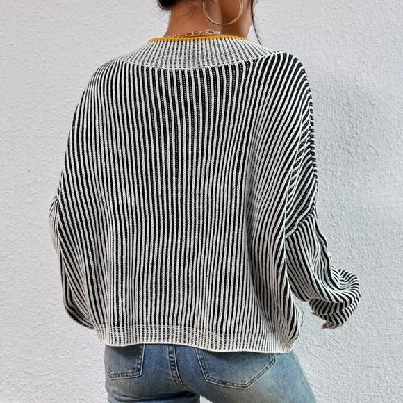 Vertical Stripe Pullover Sweater - Picture 4 of 4